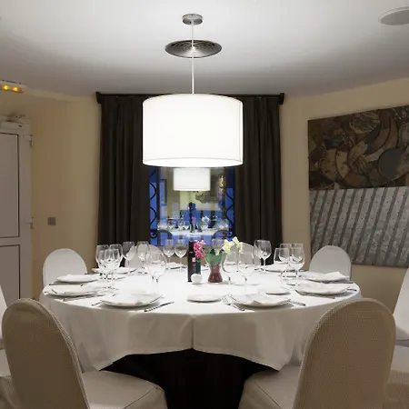 Hotel Urh Palacio De Oriol