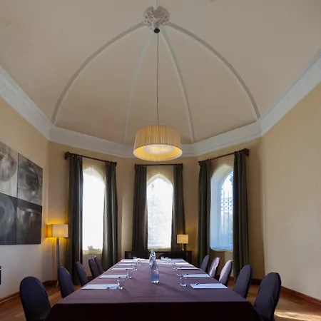 Urh Palacio De Oriol Otel