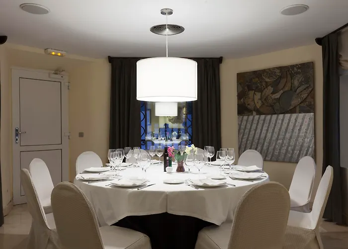 Hotel Urh Palacio De Oriol