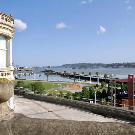 Hotel Urh Palacio De Oriol 4*